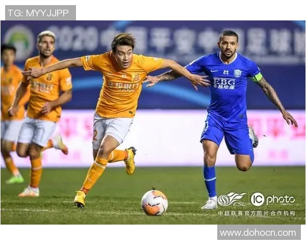 广州羽毛球队与杭州羽毛球队赛后复盘分析比赛节奏与战术对比