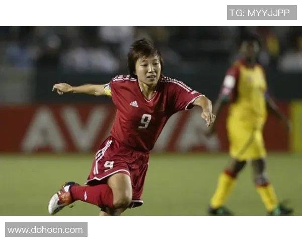 重庆足球队的崛起之路:从低谷到大师赛的辉煌蜕变 重庆足球队的崛起之路:从低谷到大师赛的辉煌蜕变